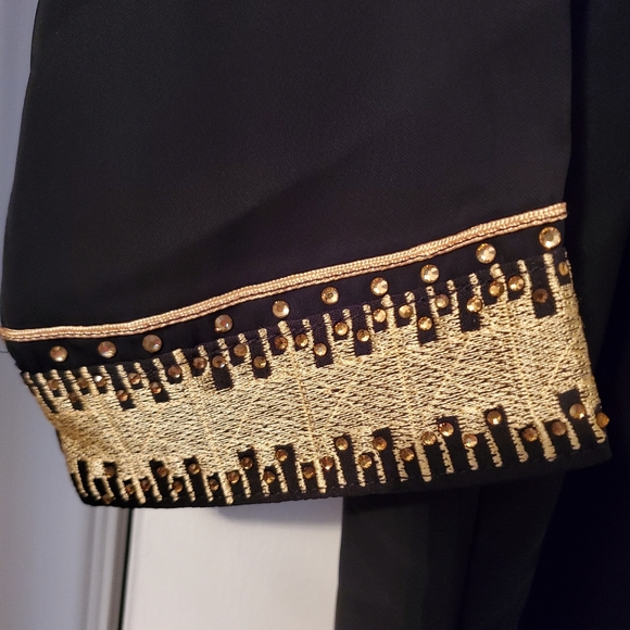 Selling Beautiful Black & Gold Modest Abaya/Kaftan/Dress w/ Matching Hijab/Scarf - Picture 7 of 10